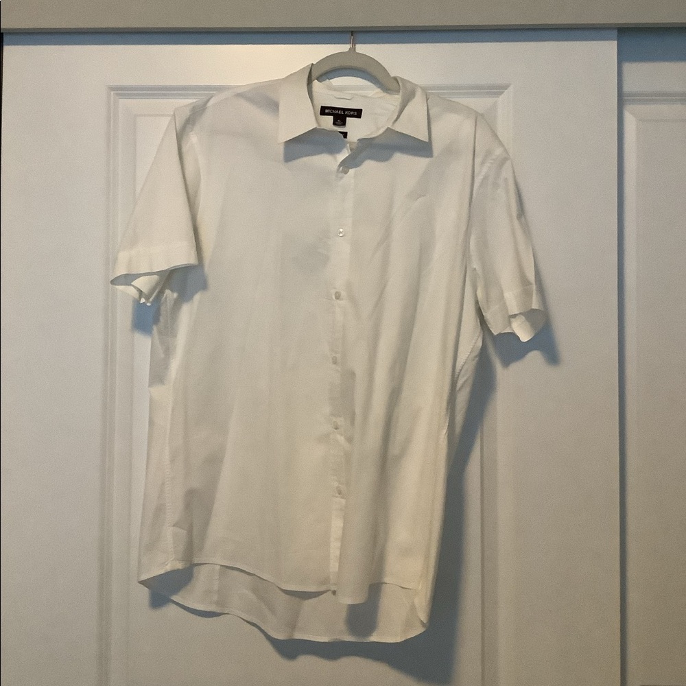 MENS Michael Kors Trim Stretch White Short Sleeve Button Up Shirt (size XL)